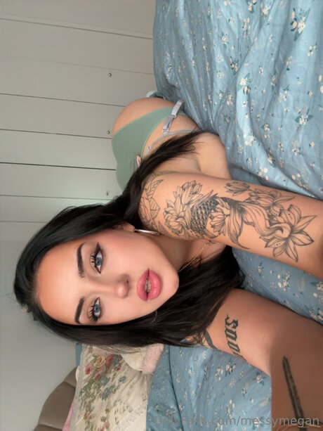 curvy blonde onlyfans sexy nude galleries