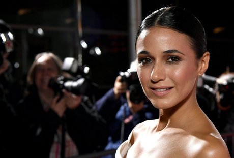 Emmanuelle Chriqui étoile nue images