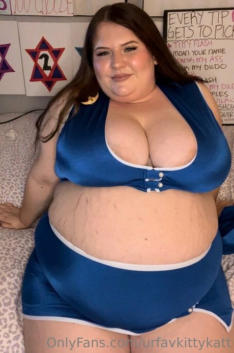 urfavkittykatt arte modelo imagen