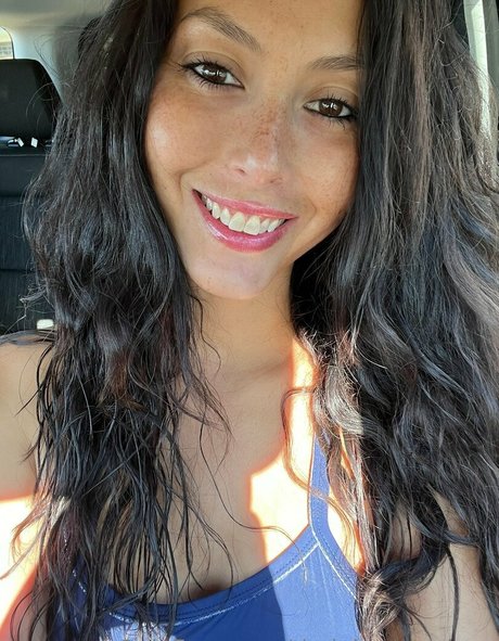 thelolapearlshow sexe star photo