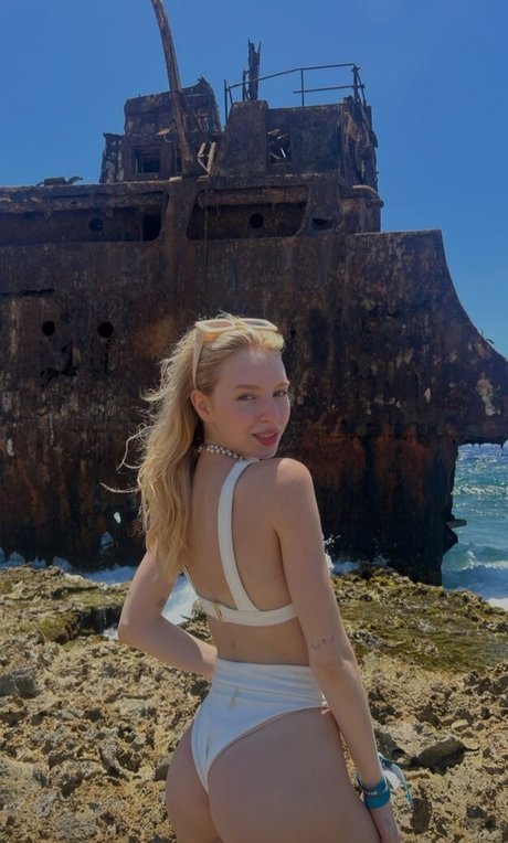 Fernanda Schneider star high quality galleries