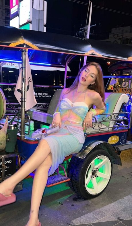 Fernanda Schneider jolie actrice des photos