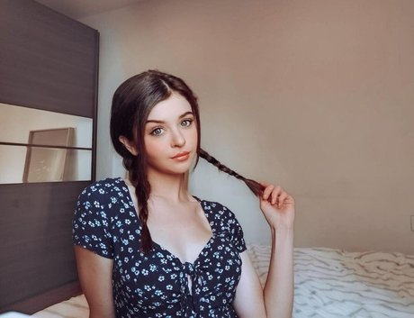 Chloe Lockley estrella porno caliente fotos