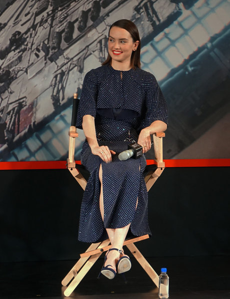 Daisy Ridley estrella agradable foto