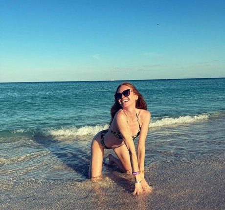 Holly Hicks estrella agradable galería