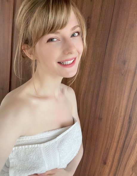 Ella Freya actriz exclusiva recopilación