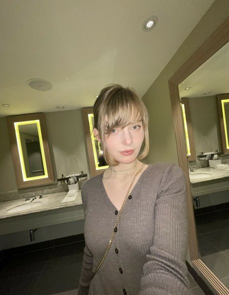 Ella Freya beau modèle archive