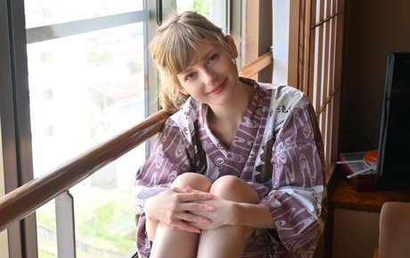 Ella Freya xxx star du porno image