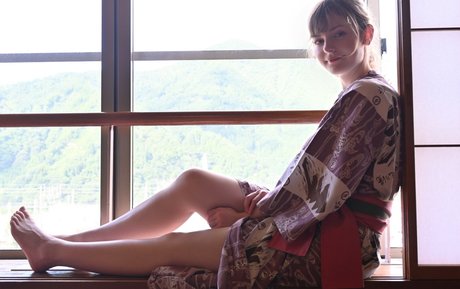 Ella Freya arte modelo galerías