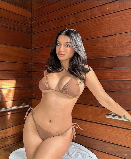 famous midget onlyfans perfect photo