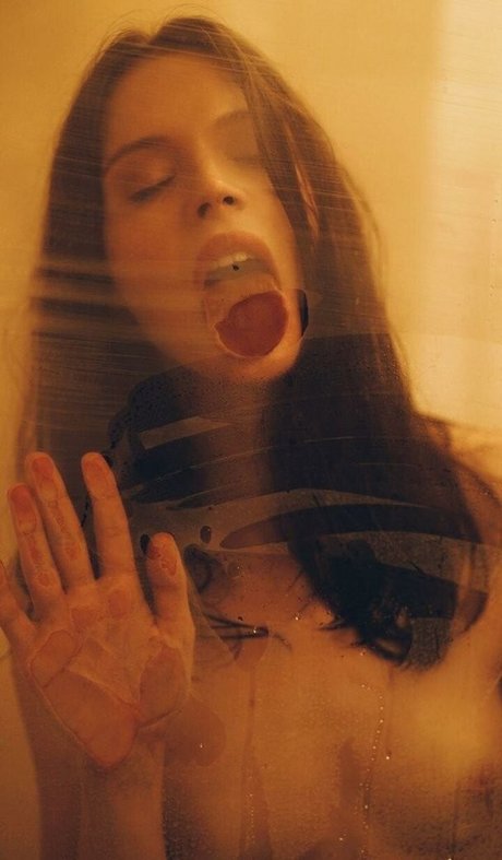 Natasha Shelyagina actrice hd img