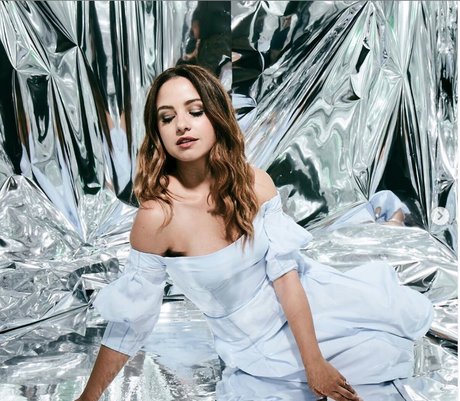 Aimee Carrero model nice img