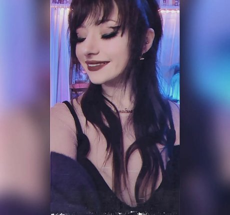 Yogscast Bouphe exclusive actress pictures