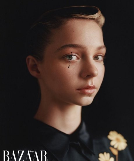 Emma Myers actriz sexual galerías