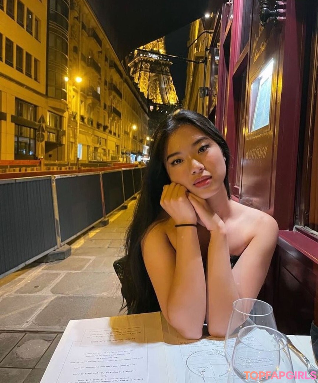 Nemsko actrice chaude des photos