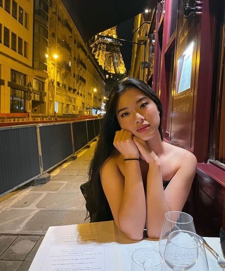 Nemsko actrice chaude des photos