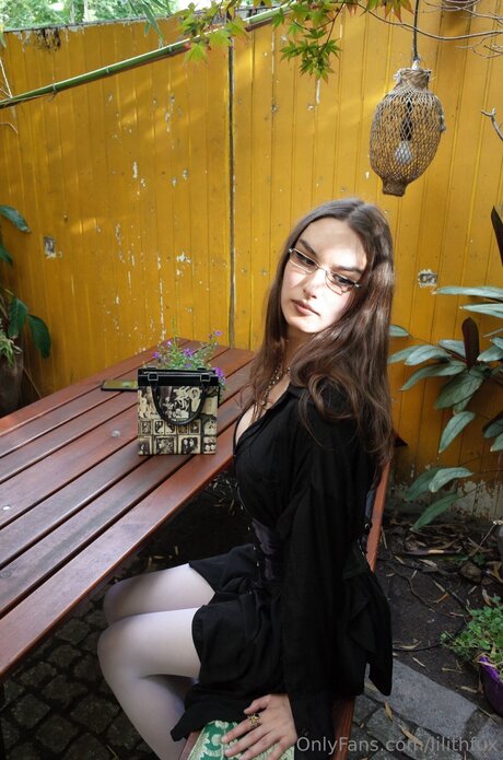 Solo fans de adolescentes con tetas falsas desnudos hd imágenes