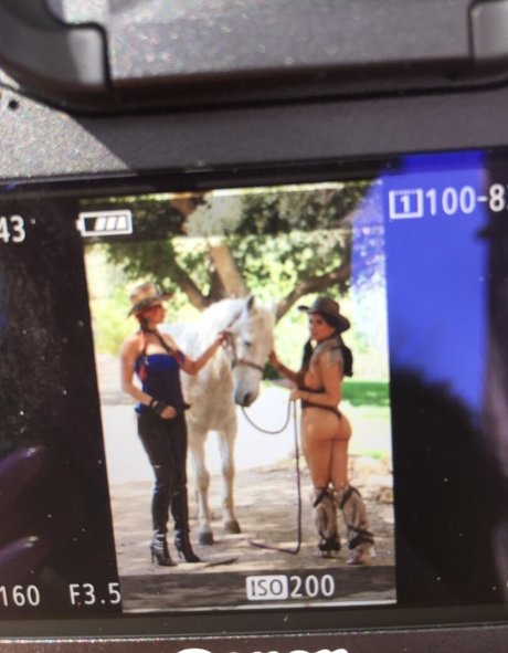 Romi Rain linda estrella archivo