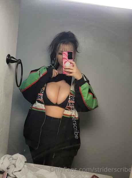 Strider scribe actriz de desnudos imagen