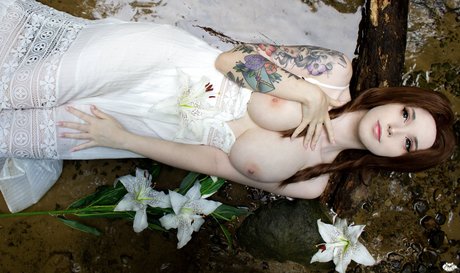 Enafox nice actress img