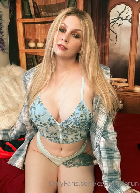 Miss Cozy Peach estrella xxx galerías