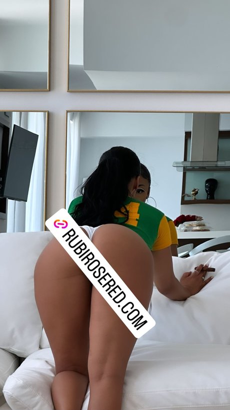 Rubi Rose desnudos de estrellas fotos