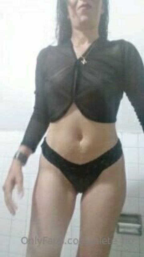 Fyorenzana estrella porno erótica foto