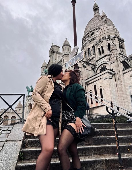 Occoquine sexo estrella porno foto