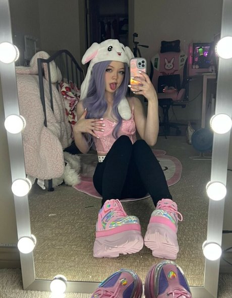 Strawbeariemilkk thumbnail