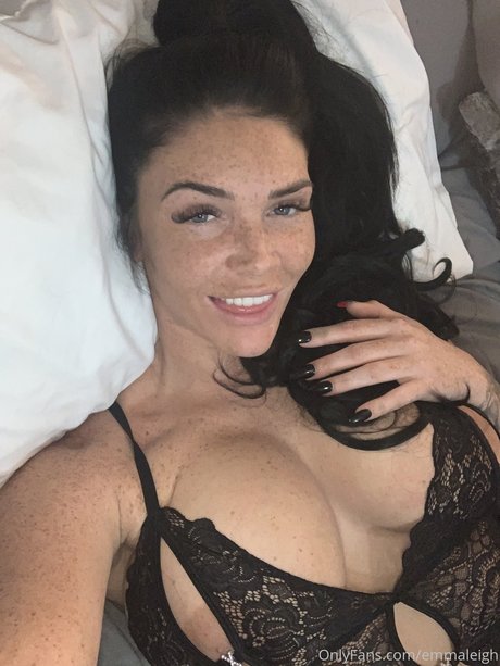 Emma Leigh star du porno hd images