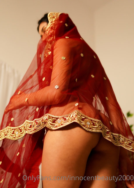 Kayla Kapoor jolie actrice des photos