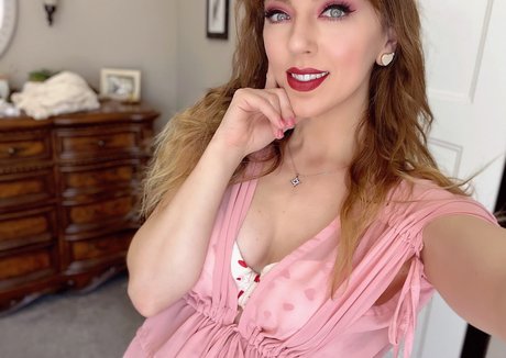 April Gloria star du porno sexy galerie