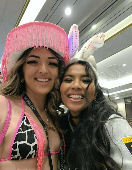 OnlyFans gay masculin nu en haute qualité img