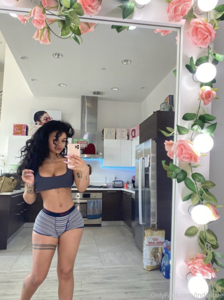 India love modèle artistique des photos