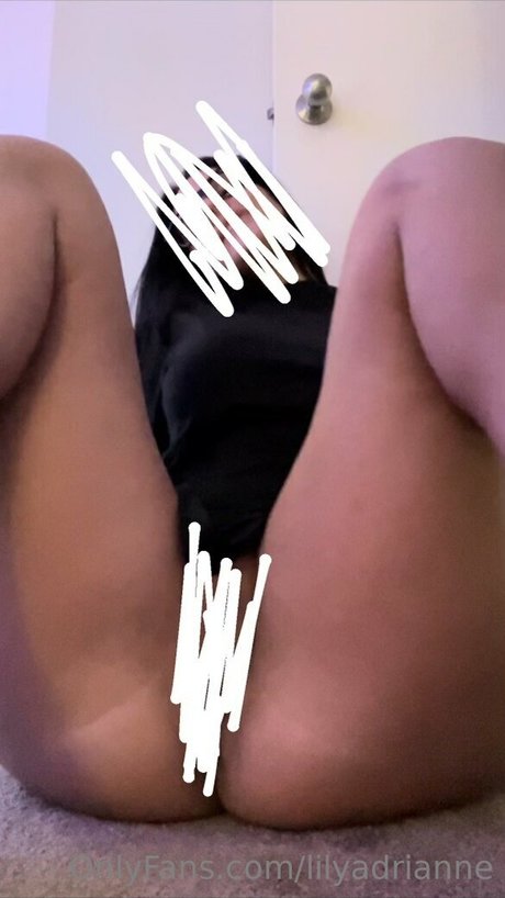 Lily Adrianne actrice chaude photo