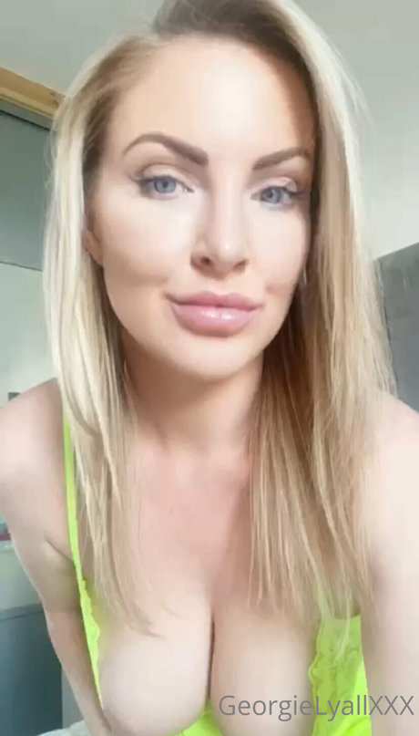 Georgie Lyall estrella porno erótica galería