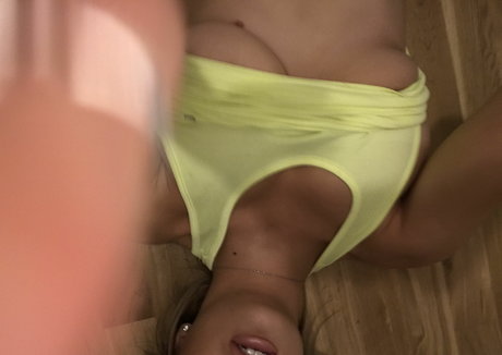 Danielle Sellers modèle adulte collection