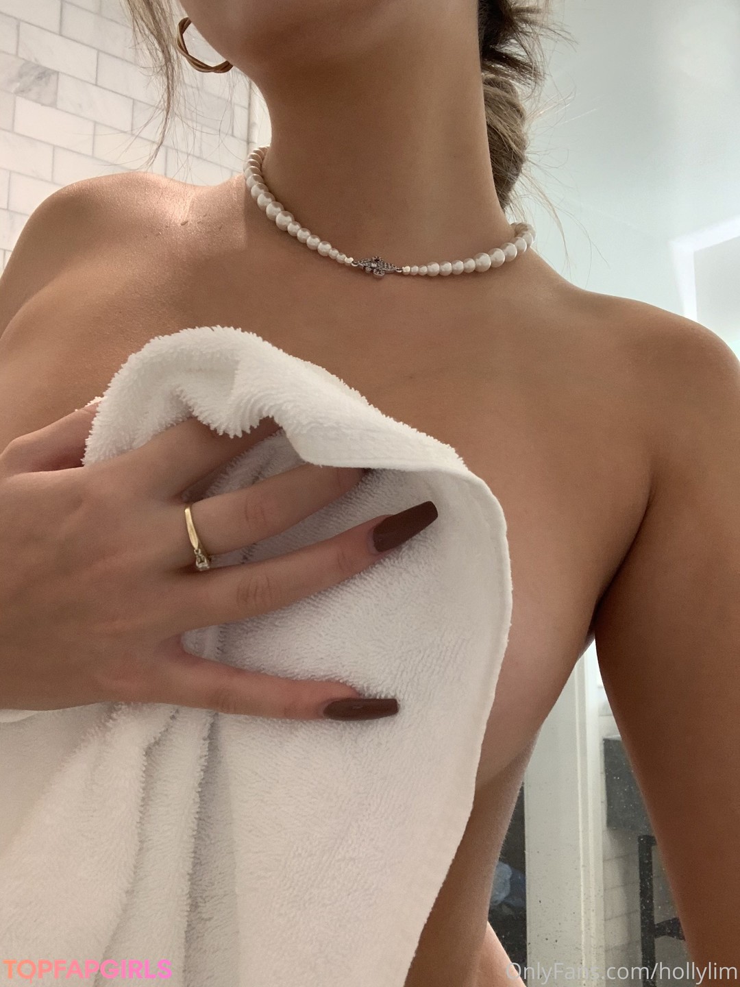 Holly Lim pornstar pictures