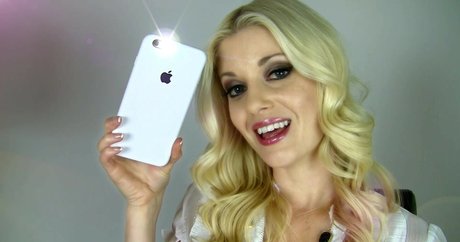 Charlotte Stokely actrice de sexe image