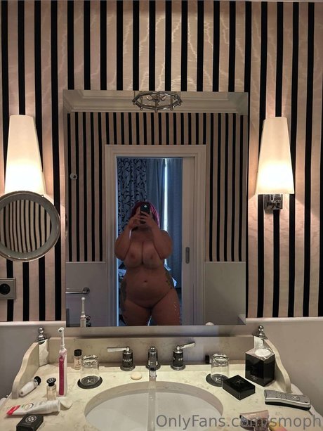 Smoph star erotic picture