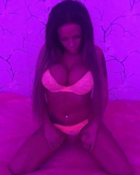 Onlyfans asiáticos de 18 años alta calidad perfecto foto