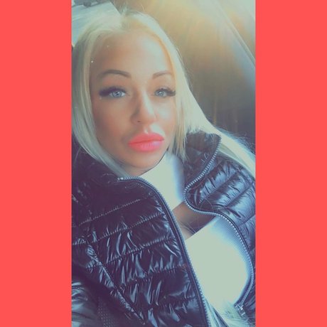 pekarvivi estrella porno exclusiva imágenes