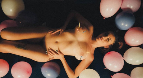 Roxiesin estrella porno de arte fotos