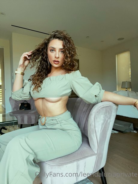 Leenda Lucia mejor estrella porno imagen