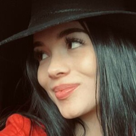 Lili Jones modelo porno galerías