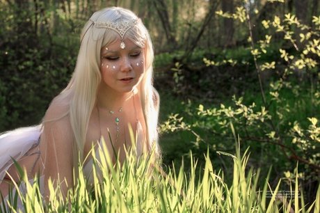 Elune Cosplay estrella libre galerías