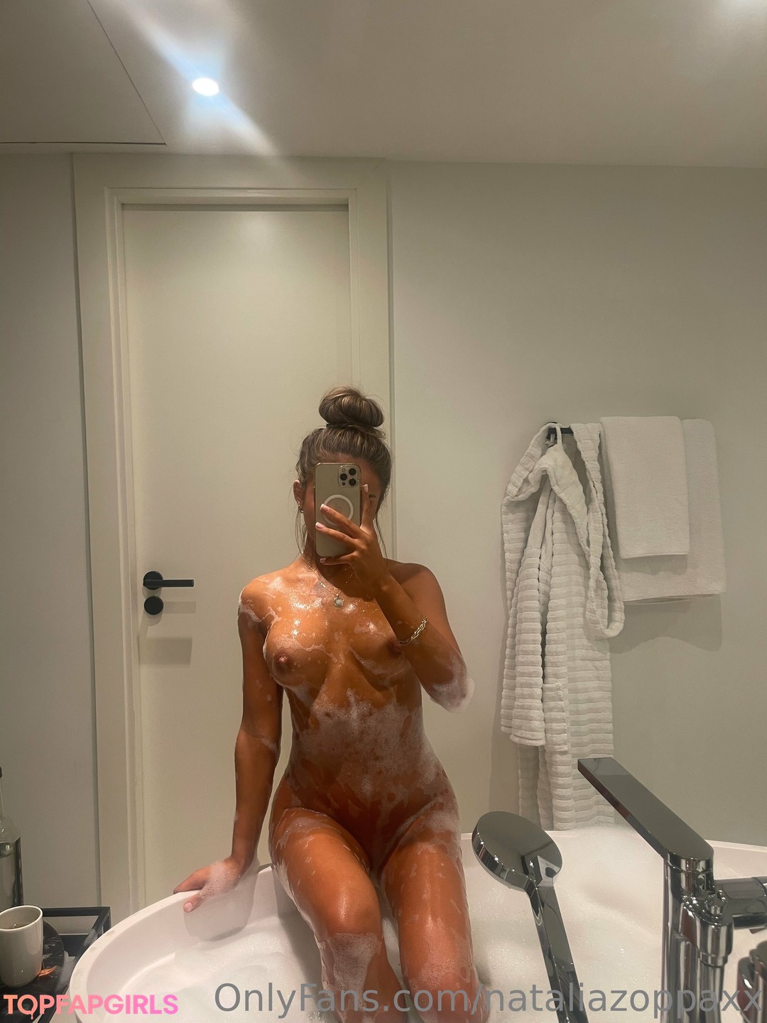 Natalia Zoppa star du sexe archive