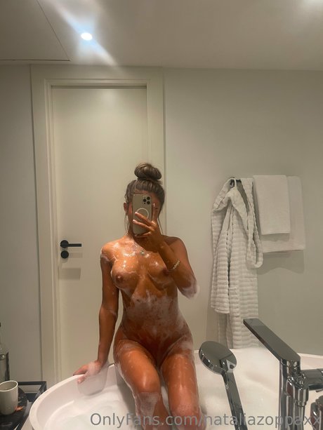 Natalia Zoppa star du sexe archive