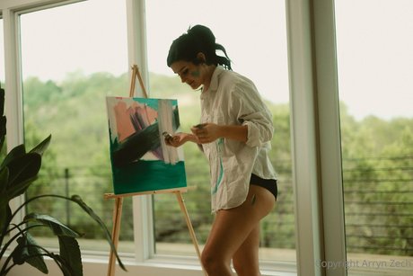 Arryn Zech star du porno parfaite des photos