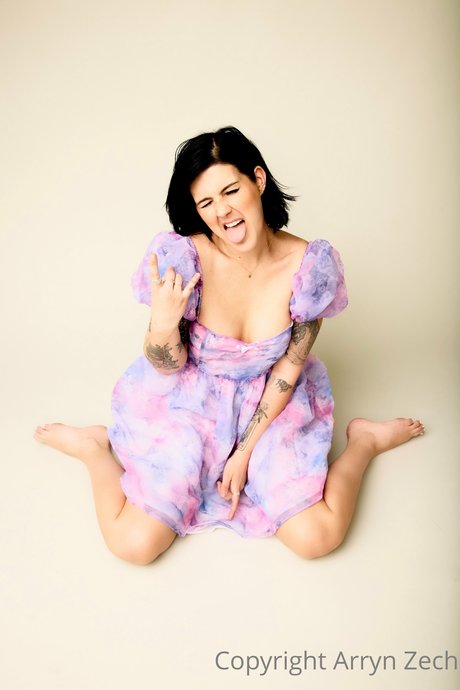 Arryn Zech hermosa estrella porno imágenes